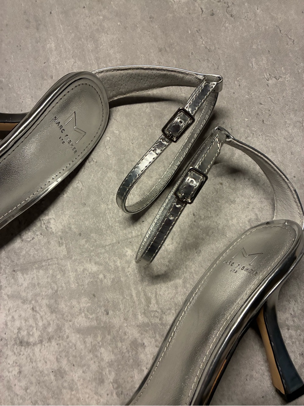Marc Fisher Silver Square-Toe Ankle-Strap Heels 8.5 - Picture 7 of 7